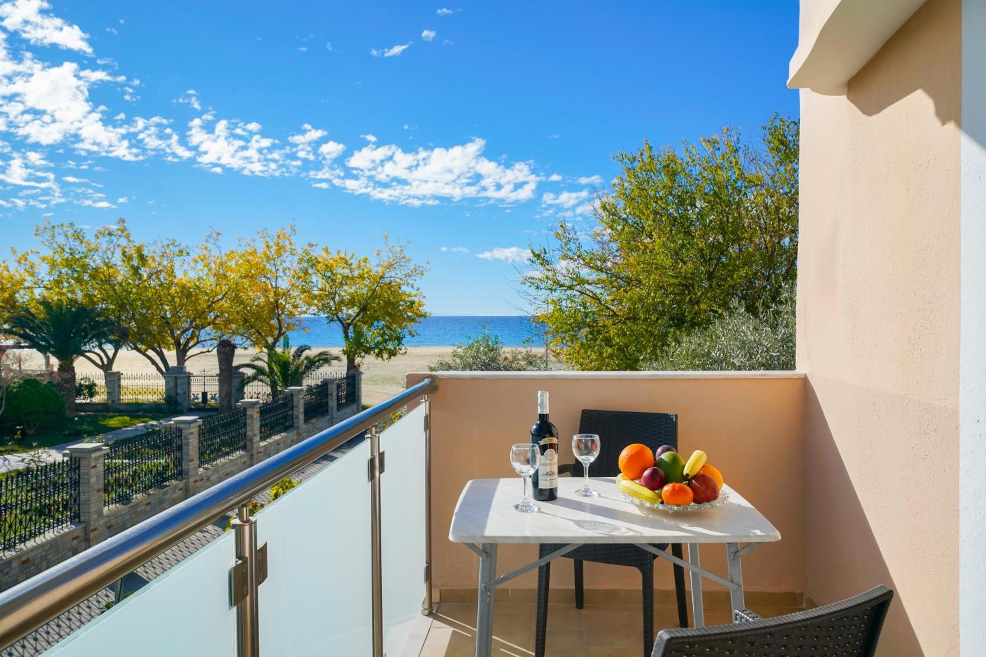 Opalium Beach Front Suites Potósz Kültér fotó