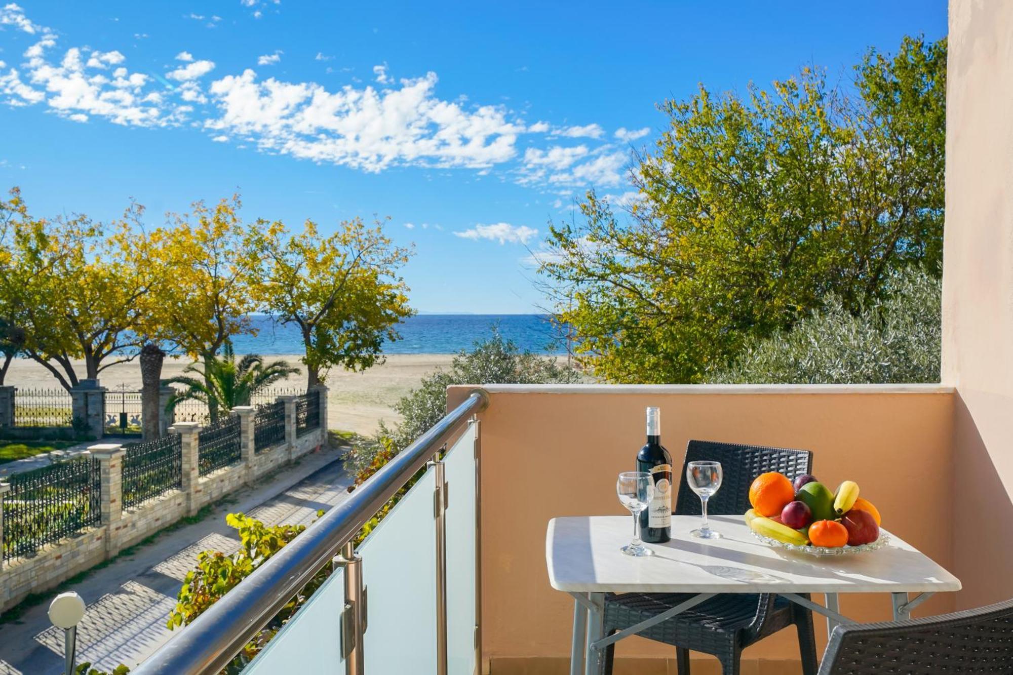 Opalium Beach Front Suites Potósz Kültér fotó