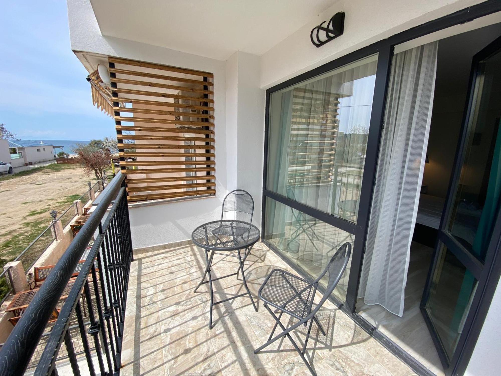Opalium Beach Front Suites Potósz Kültér fotó