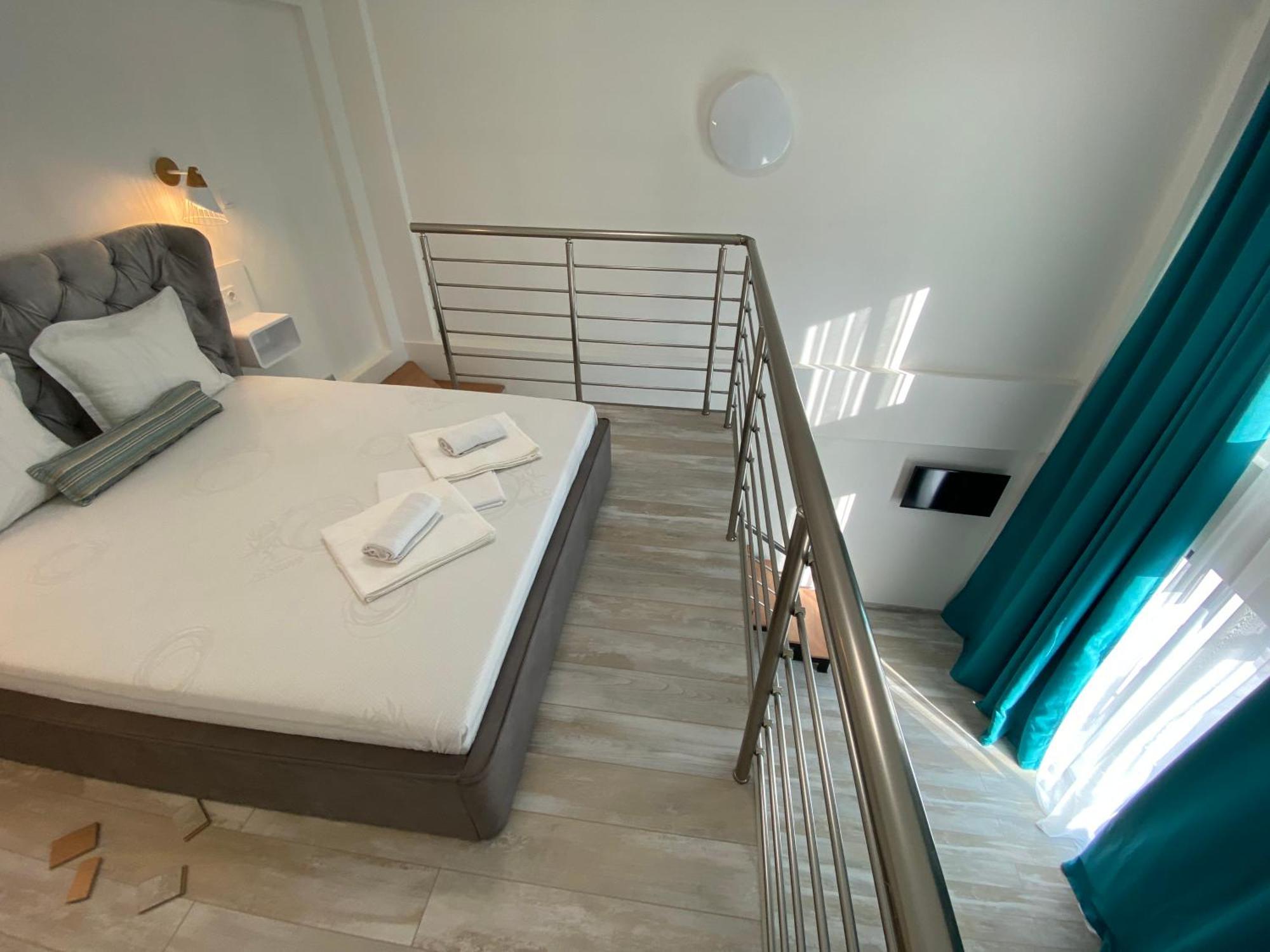 Opalium Beach Front Suites Potósz Kültér fotó