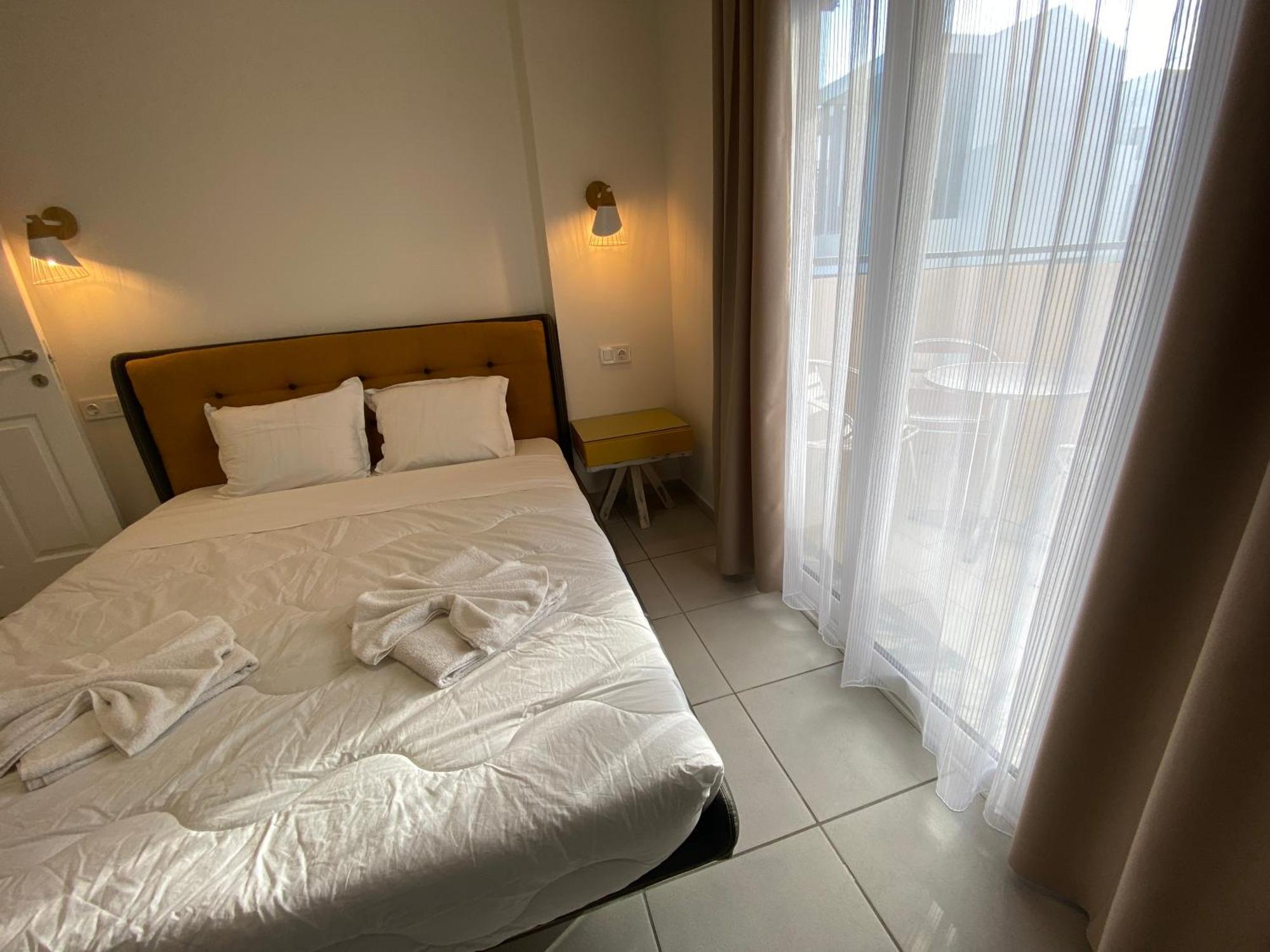 Opalium Beach Front Suites Potósz Kültér fotó